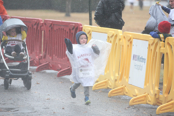 FinishFunRun_0647
