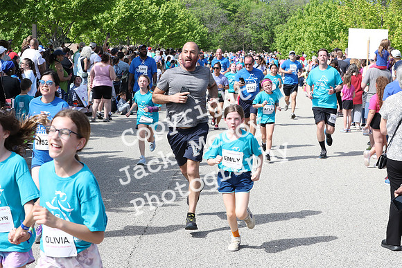 Finish_1049