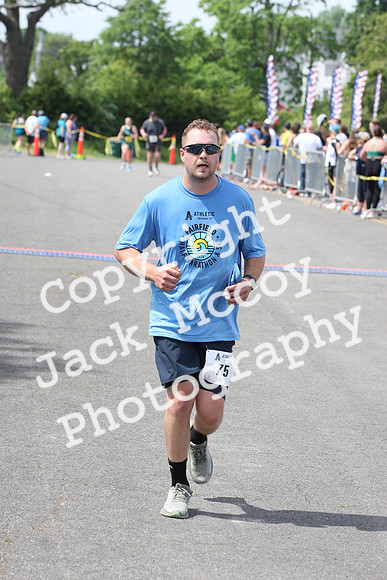 FinishHalf_2135