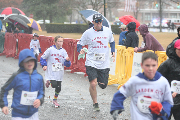 FinishFunRun_0235