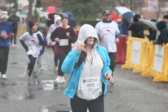 FinishFunRun_0470