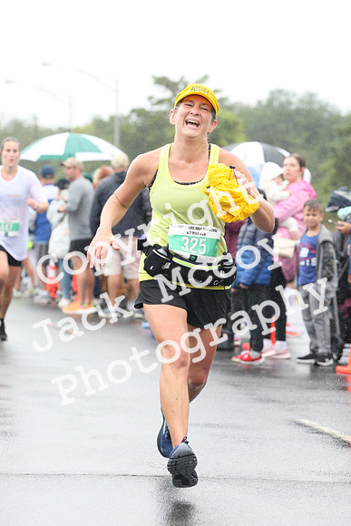 FinishHalf_0200