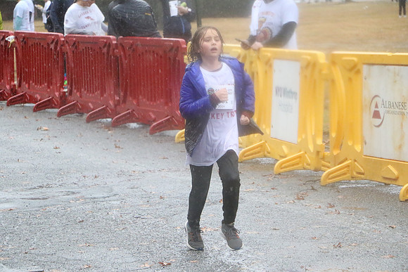 Finish5Mile_1818