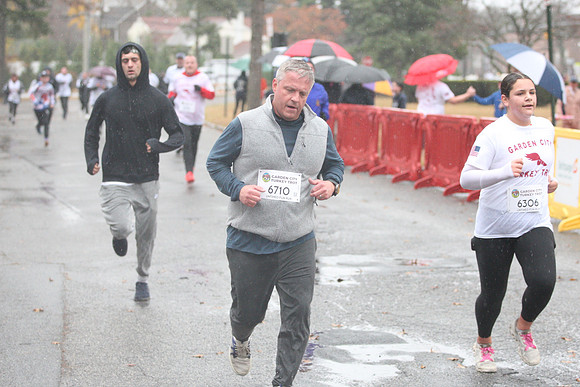 FinishFunRun_0196