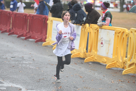 FinishFunRun_0445