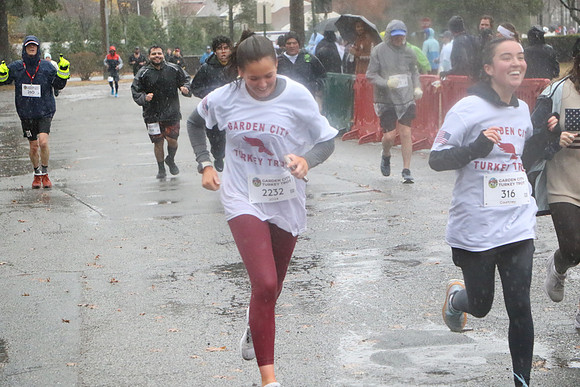 Finish5Mile_1799