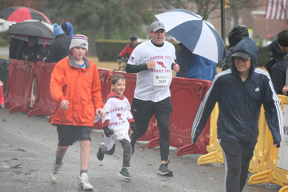 FinishFunRun_0502