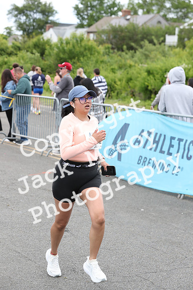 FinishHalf_2402