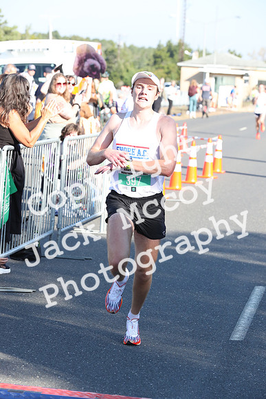 FinishHalf_0001