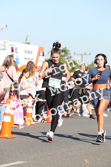 FinishHalf_0100