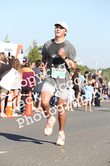 FinishHalf_0120