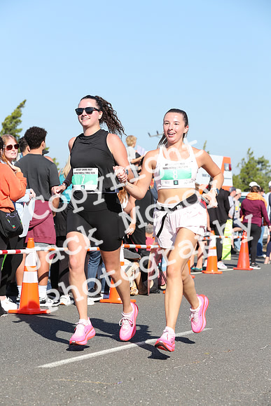 FinishHalf_0196