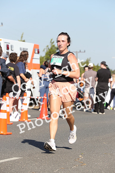 FinishHalf_0497