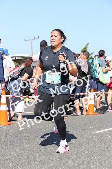 FinishHalf_0548