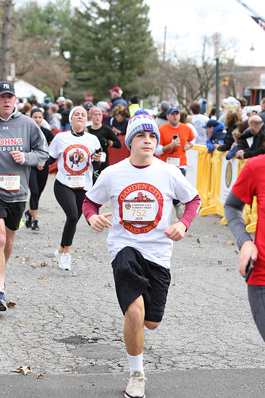 5MileFinish_1417