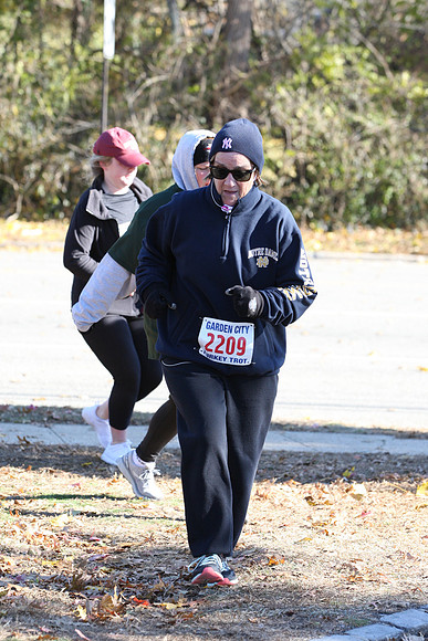5MileFinish_2438