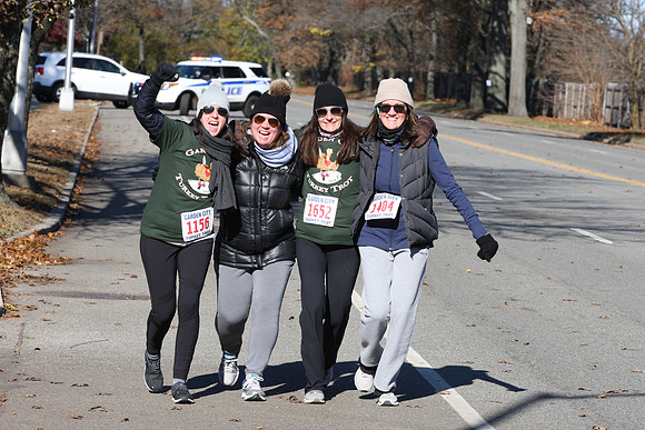 5MileFinish_2468