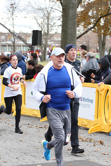 5MileFinish_1198
