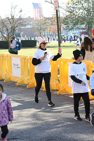 FinishFunRun_1606