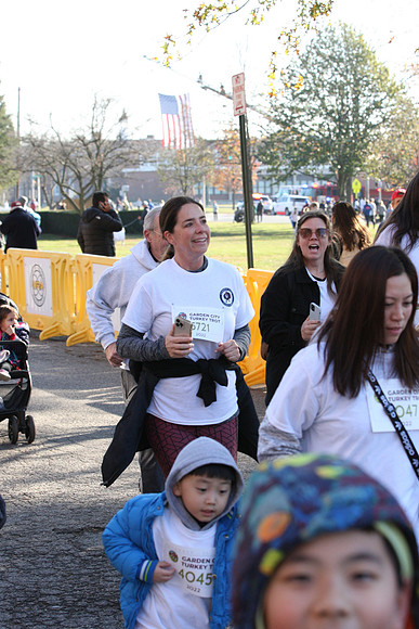 FinishFunRun_1585