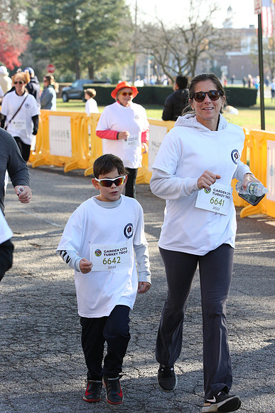FinishFunRun_1502