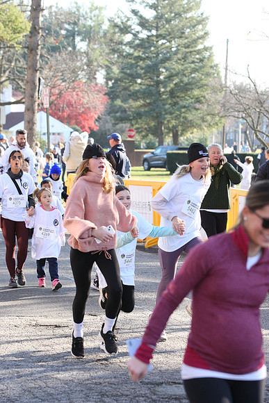 FinishFunRun_1520