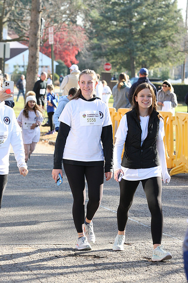 FinishFunRun_1600