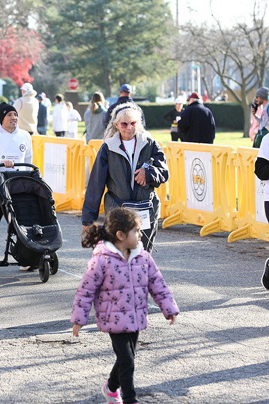 FinishFunRun_1605