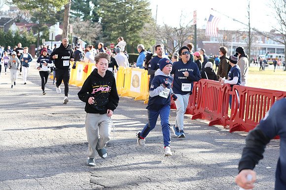FinishFunRun_0209