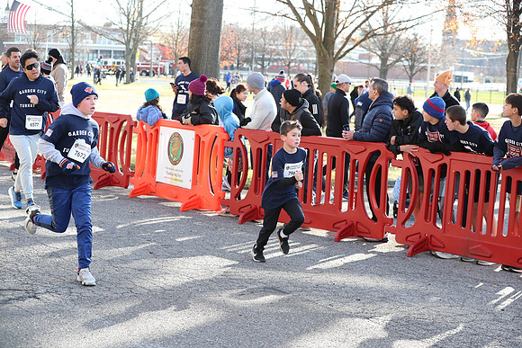 FinishFunRun_0210