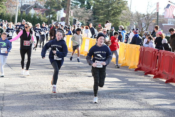 FinishFunRun_0374