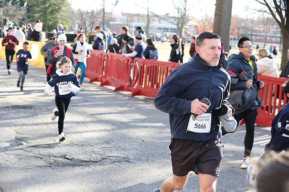 FinishFunRun_0562