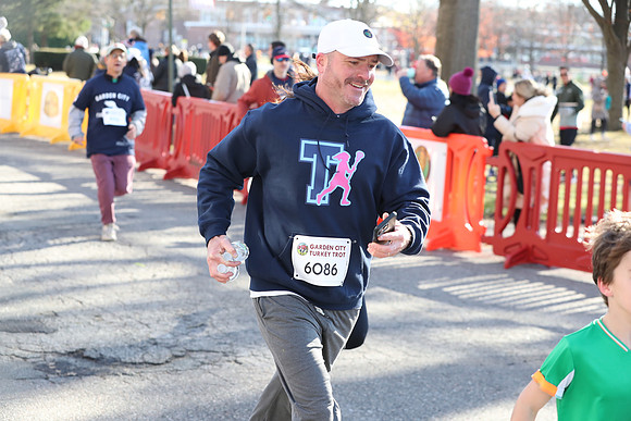 FinishFunRun_0906