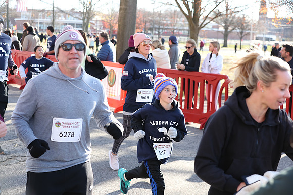FinishFunRun_1047