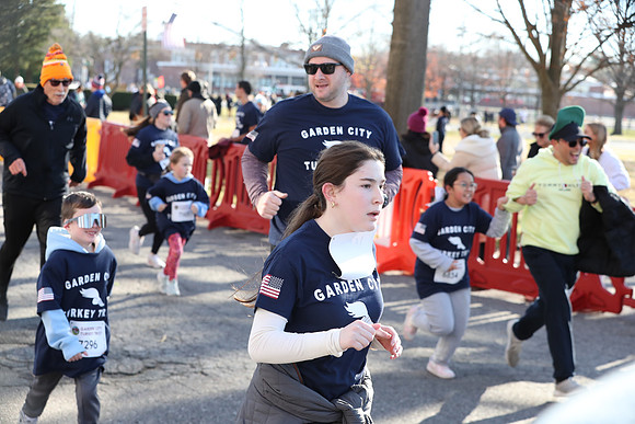 FinishFunRun_1048