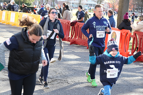 FinishFunRun_1065