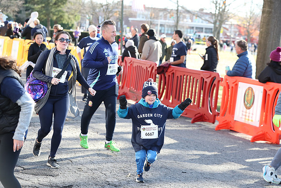 FinishFunRun_1063