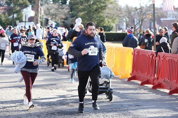 FinishFunRun_1081