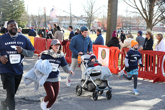 FinishFunRun_1086