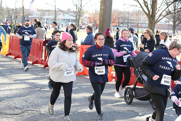 FinishFunRun_1095