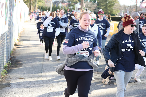 FinishFunRun_1100