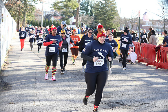 FinishFunRun_1136