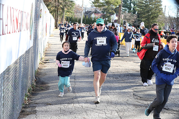 FinishFunRun_1157