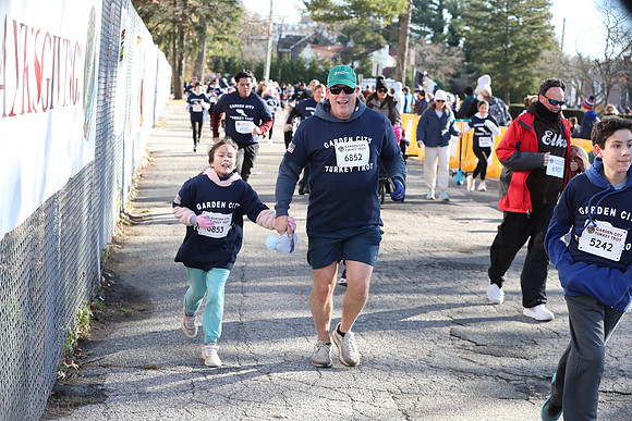 FinishFunRun_1158