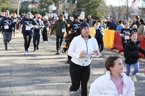 FinishFunRun_1184
