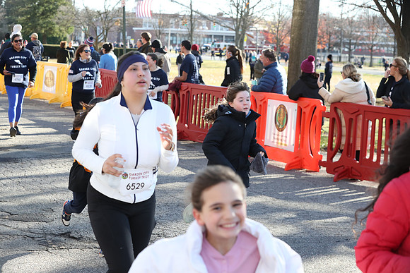FinishFunRun_1186