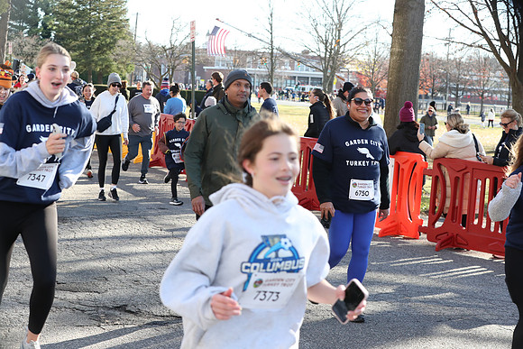 FinishFunRun_1195