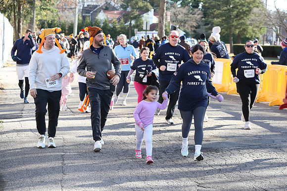 FinishFunRun_1252