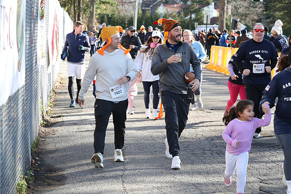 FinishFunRun_1255