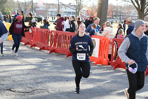 FinishFunRun_1356